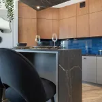 Prestigious With Parking In By Renters * Γκντανσκ